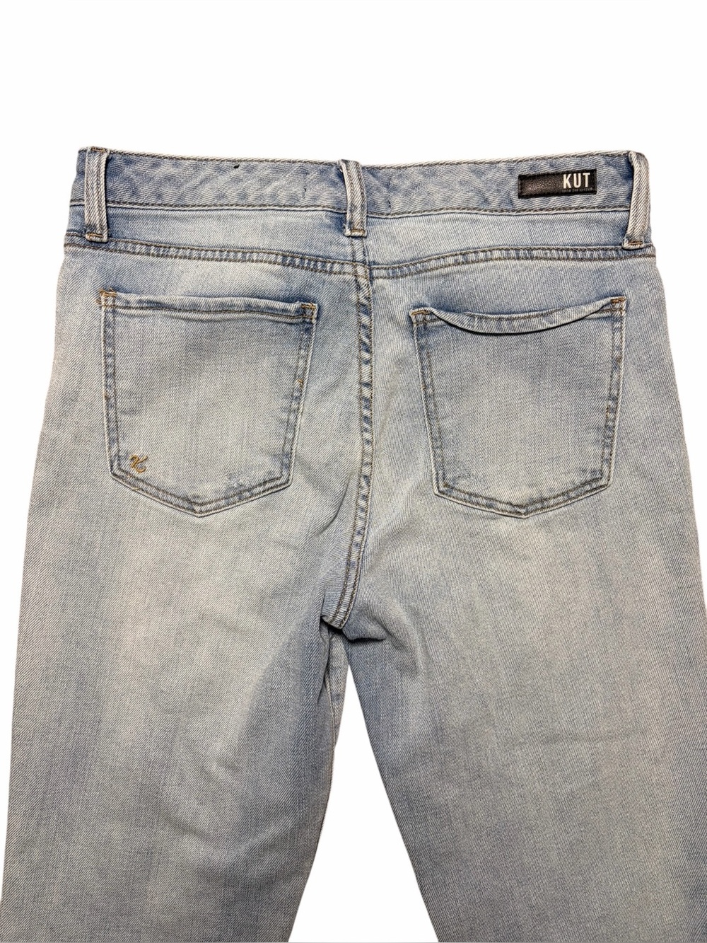 Kut from the Kloth Reese High Rise Ankle Raw Hem Straight Leg Light Wash Size 6 - Picture 5 of 7